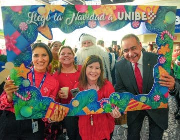 UNIBE recibe con alegría la navidad junto a todos sus colaboradores