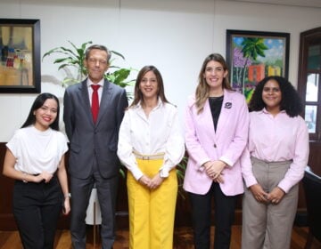 Visita embajador países bajos